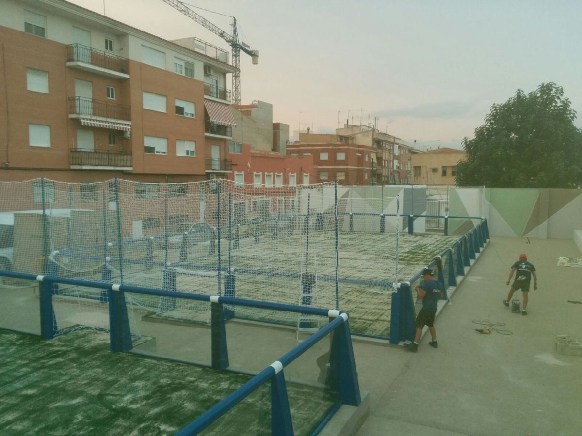 Pistas de Fútbol X-Tress y Zona ajardinada en Yecla