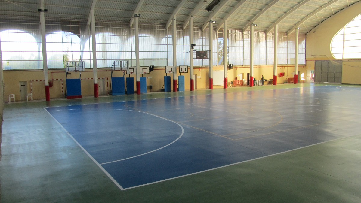 Revestimiento Pabellón polideportivo cubierto en Xeraco (Valencia)