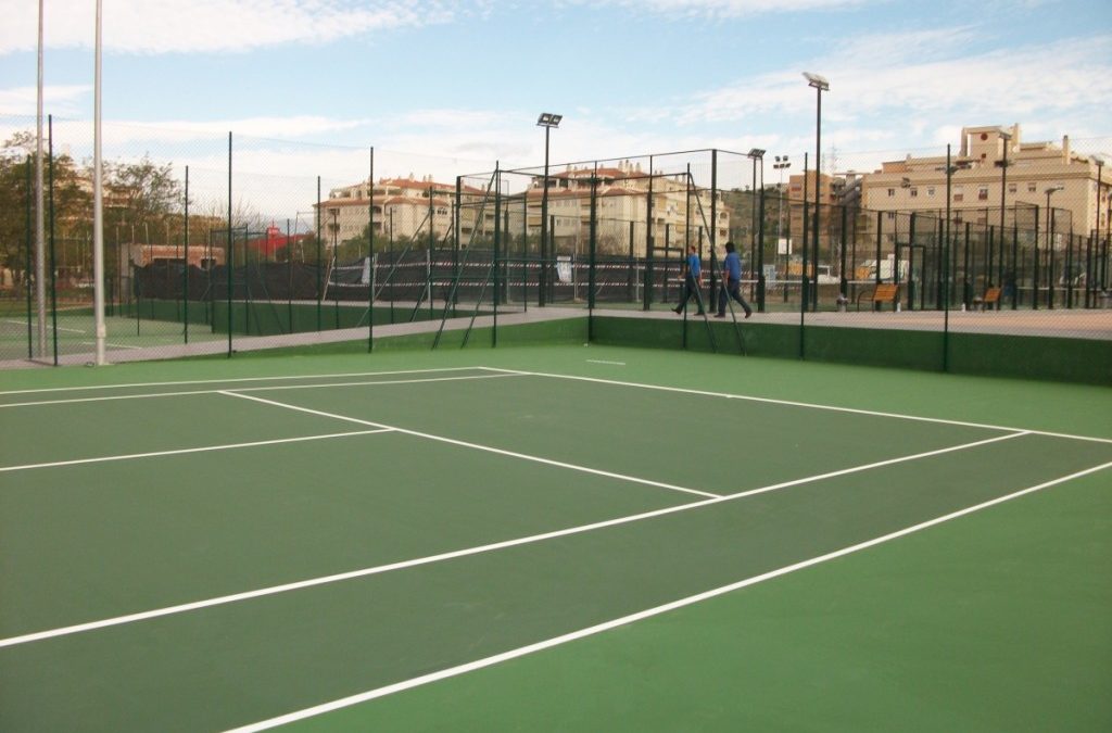 4 Pistas Tenislife en Polideportivo El Cónsul (Málaga)