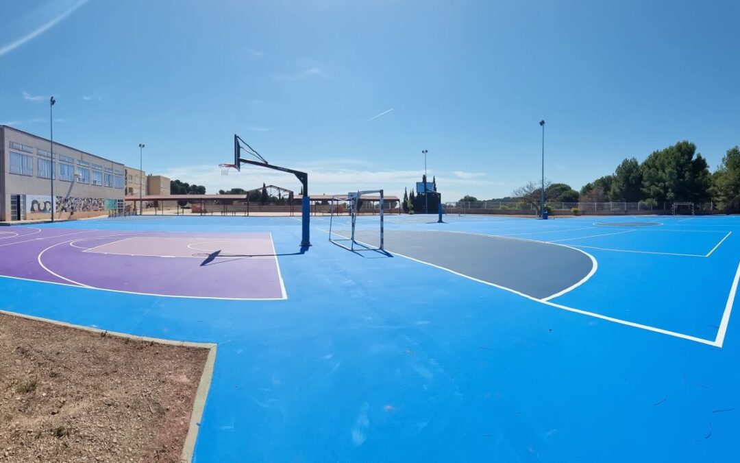 IES CLOT DEL MORO SAGUNTO 3.000M2 POLIDEPORTIVAS