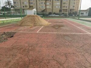 pistas-de-resinas-urbanizacion-puigval-valencia-2025-antes-4